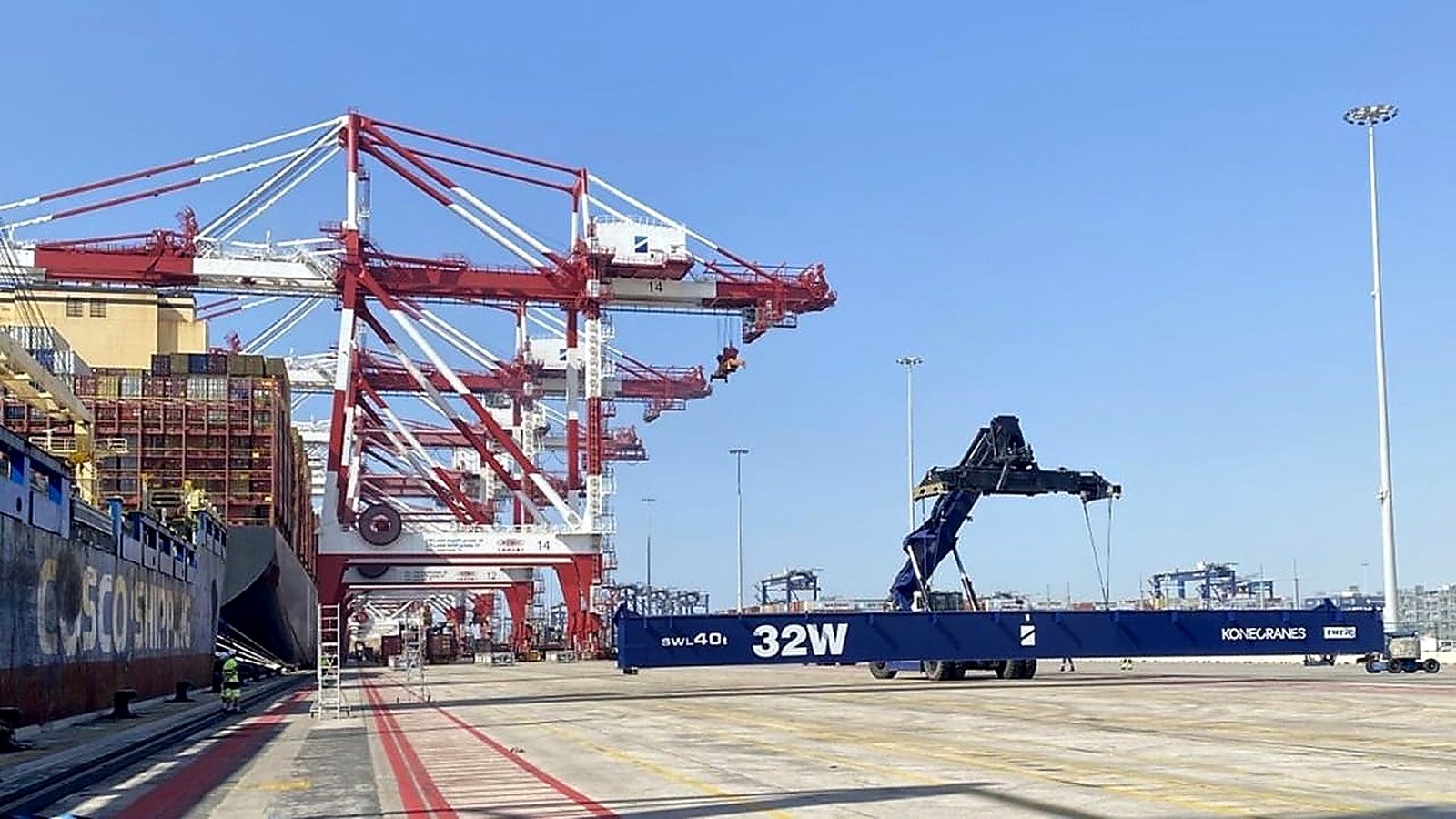 Hutchison Ports BEST Adds Three New STS Cranes