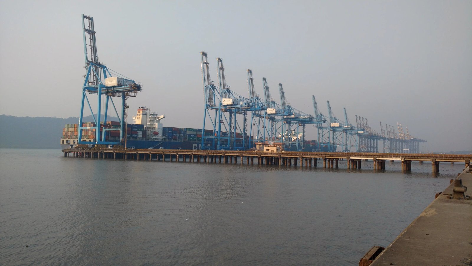 Cavotec Wins JNPA Automated Mooring Tender