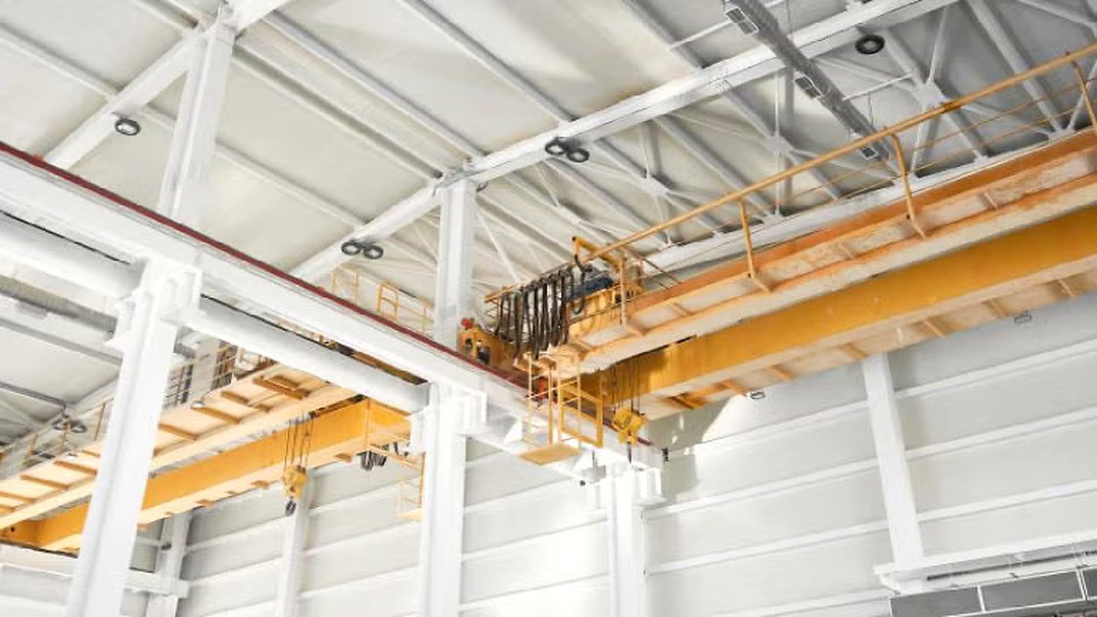 GH Cranes Installs Overhead Crane at Fila Constructor Facility